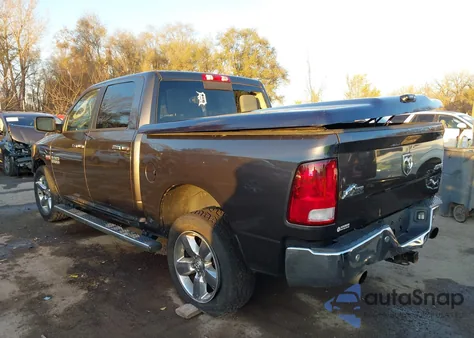 2018 Ram 1500 Big Horn 4X4 5'7 Box из США, поврежденный, VIN 3C6RR7LT6JG198244